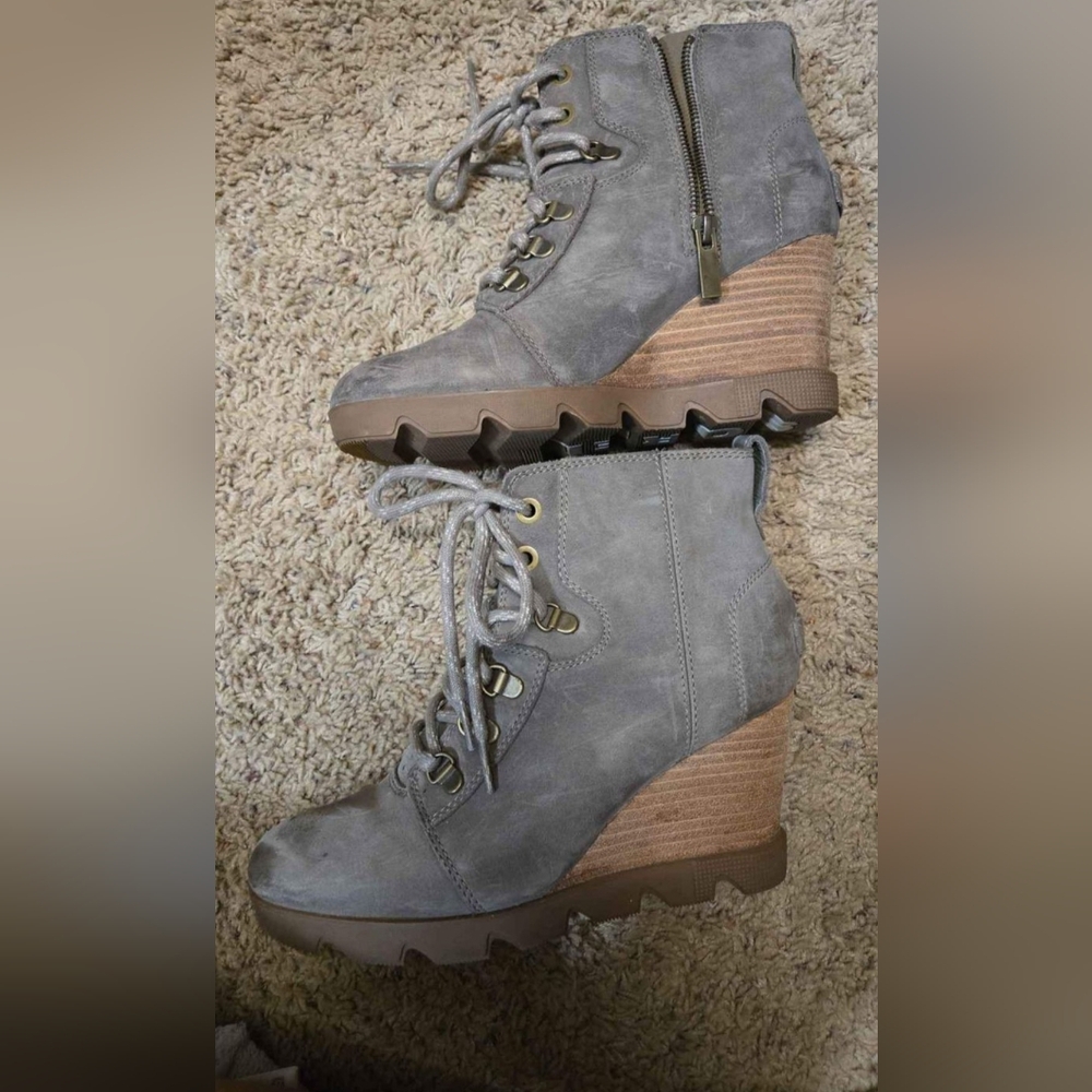 Sorel Uptown Lace Wedge